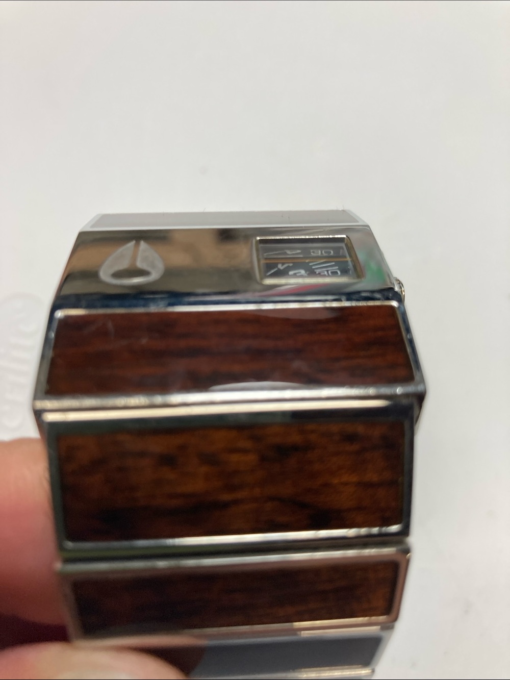 Nixon Rotolog, Silver and Dark Wood Inlay Bracelet Watch, new battery - Picture 6 of 16